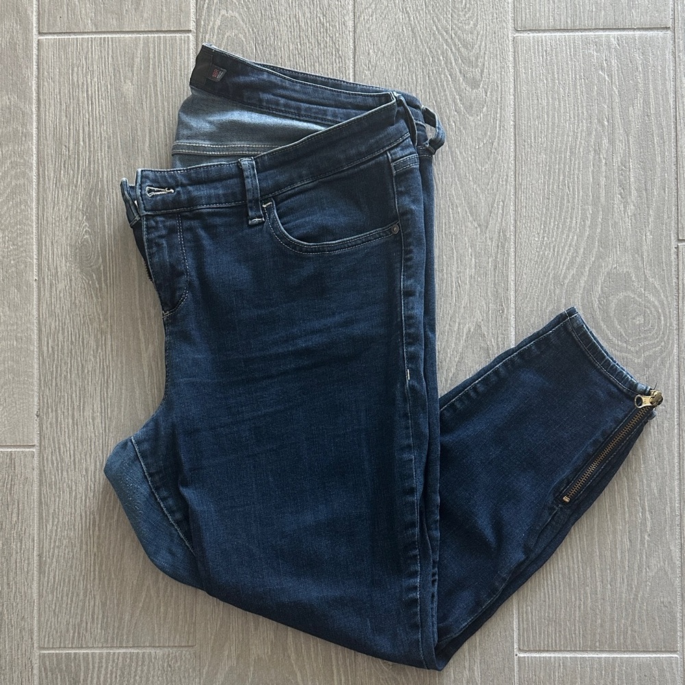 🍁Torrid Indigo Cropped Zipper Jeans